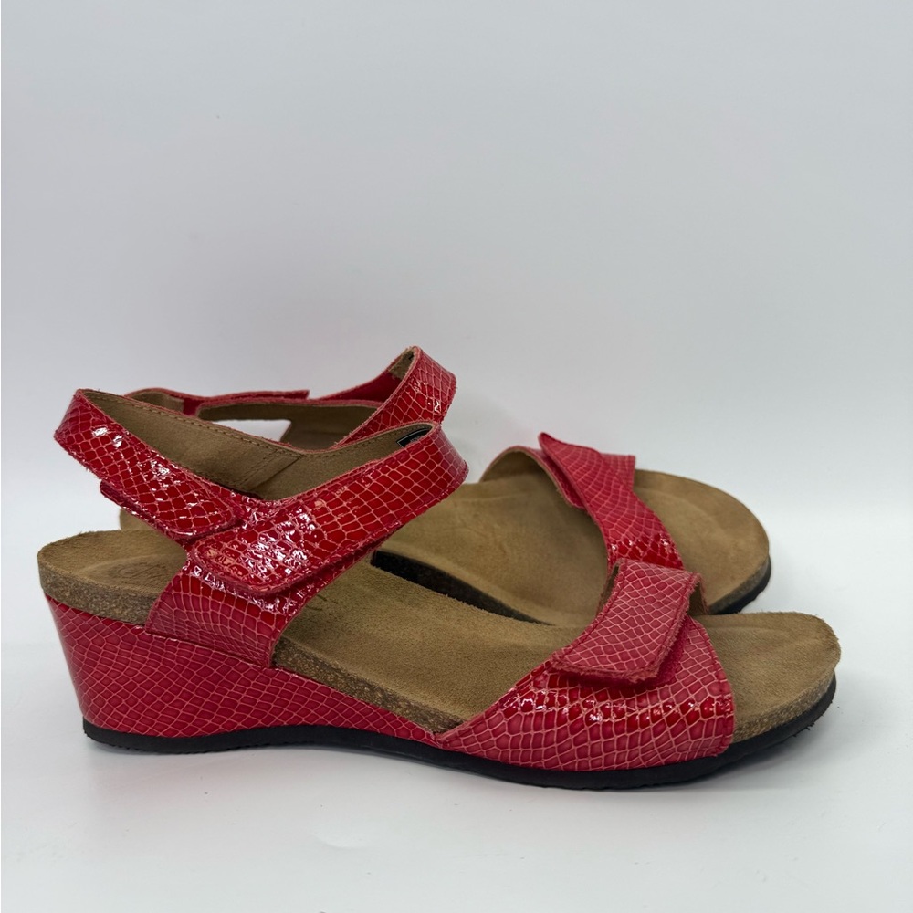 Vionic Natasia Wedge Heel Sandals Red Patent Leather 8 - Picture 3 of 11